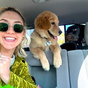 Meet your Posher, Caroline